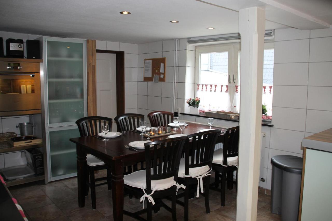 Ferienhaus Winterberg Fuer 12 Personen Sauna Garten Garage Hund Kültér fotó
